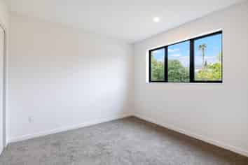 8D Agathis Avenue, Mairangi Bay
