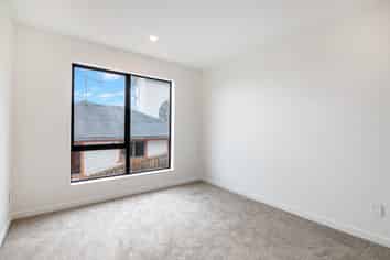 8D Agathis Avenue, Mairangi Bay