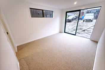 1 Rowe Dr, Jacks Point