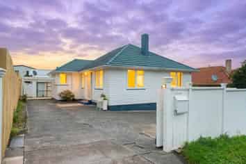 1181 Dominion Road, Mount Roskill
