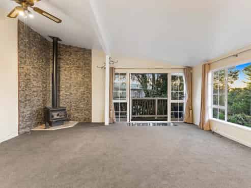 37 Caronia Crescent, Lynfield