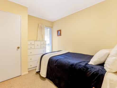 3/9 Korau Grove, Stokes Valley
