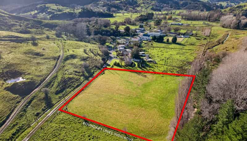 . Blackhill Road, Tinui Valley
