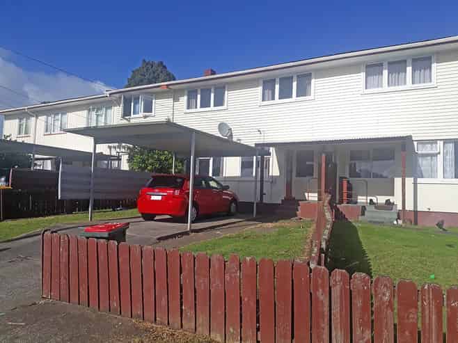 19B Sandra Avenue, Otara