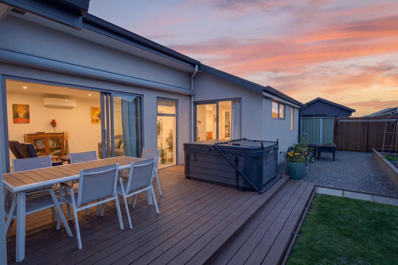 Modern Living with Space for the Toys - Ansicht 2