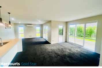 8 Wakatere Place, Thames