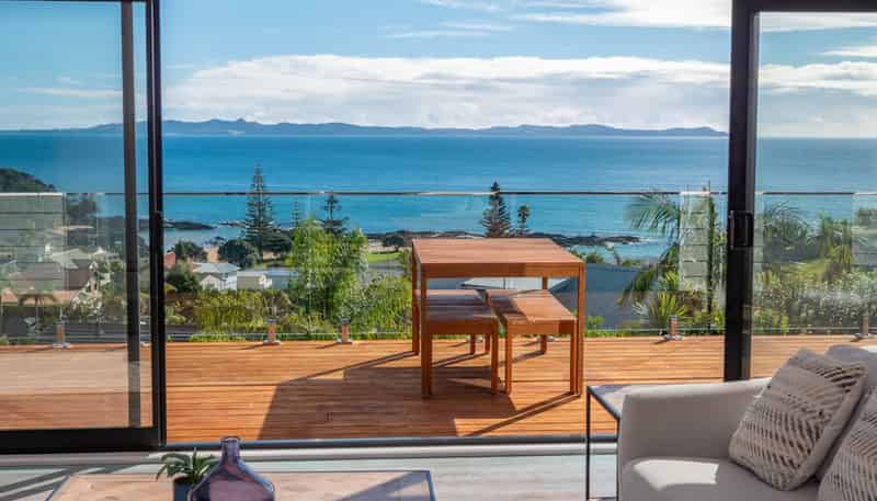 7 Dudley Crescent, Cable Bay