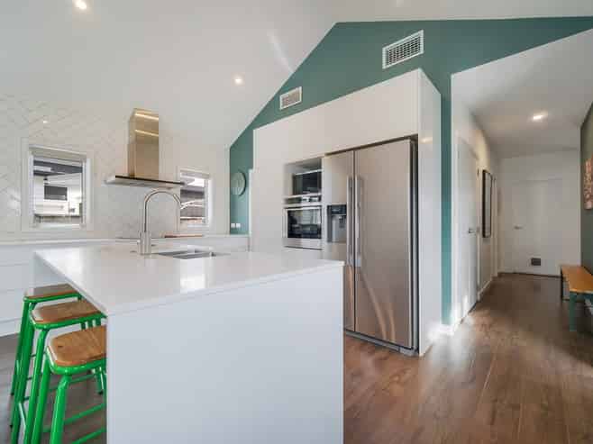 8 Leebank Crescent, Riverhead