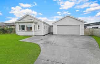 8 Leebank Crescent, Riverhead