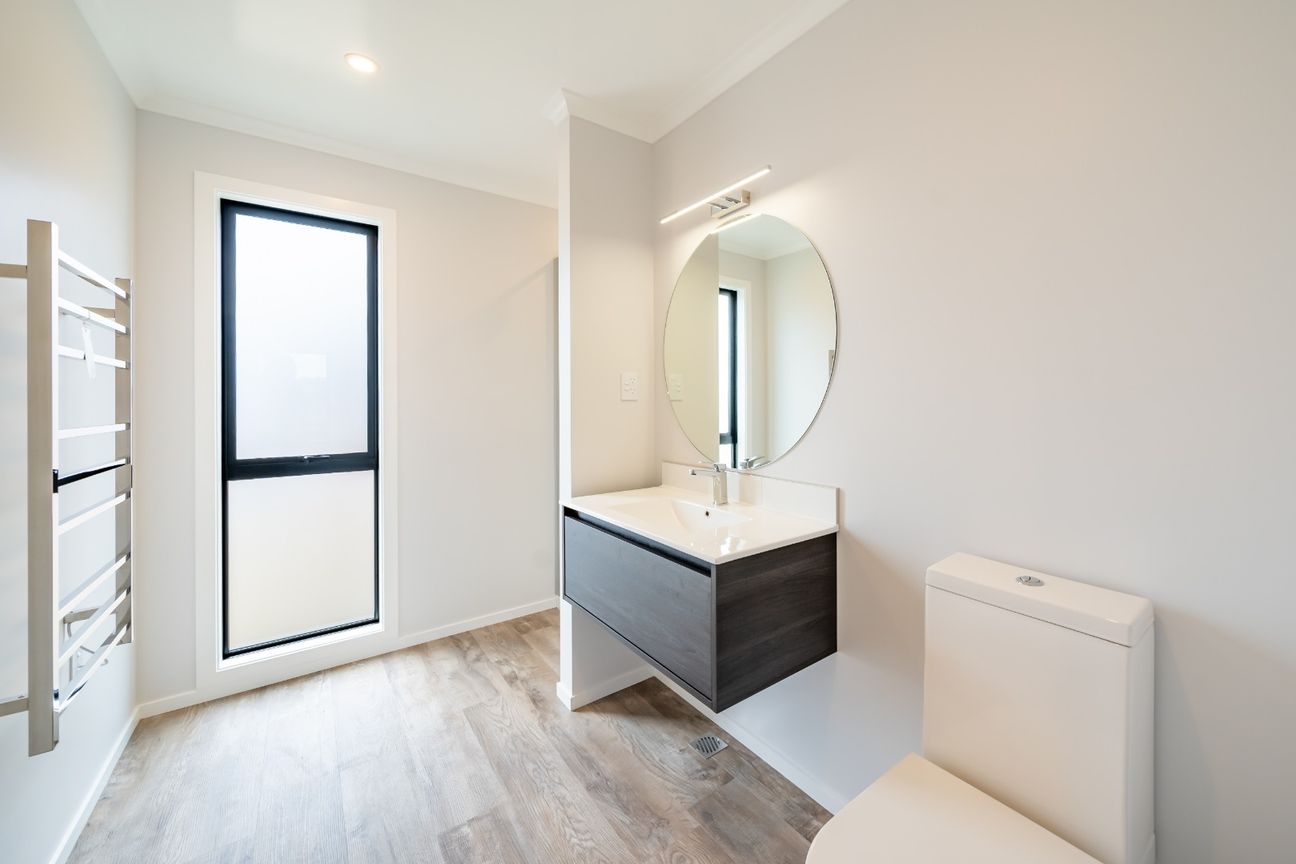 End of Terrace Townhouse - Mehr