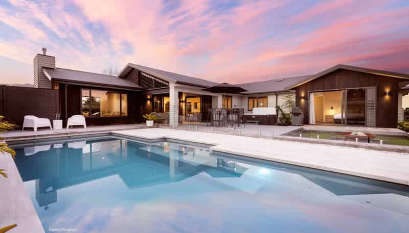 50 Royal Ascot Drive, Papamoa