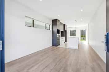 3 Greenbrier Street, Westgate