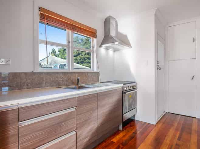 16 Cullinan Avenue, Mangere