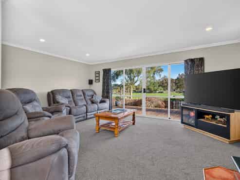 601 Norfolk Road, Carterton