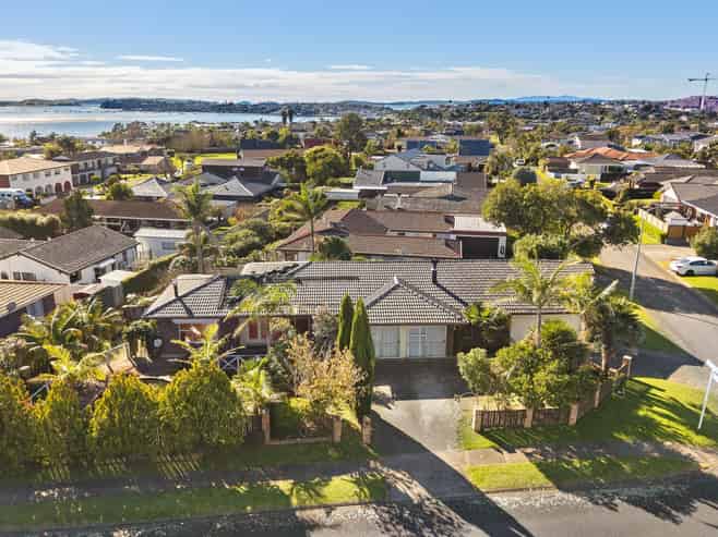 37 Himalaya Drive, Half Moon Bay
