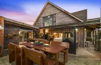 166 Gladstone Road, Levin