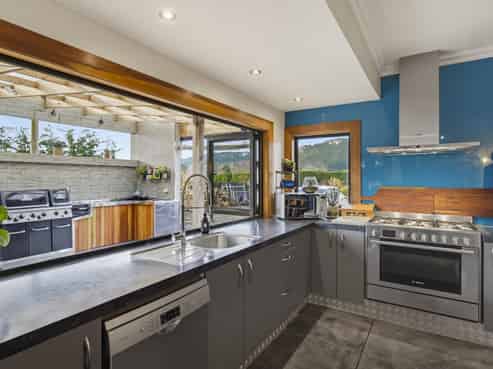 166 Gladstone Road, Levin