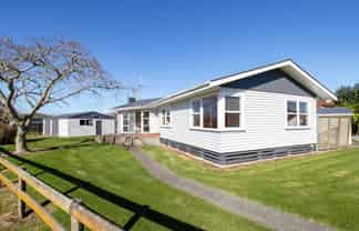 14 Paul Drive, Ngatea