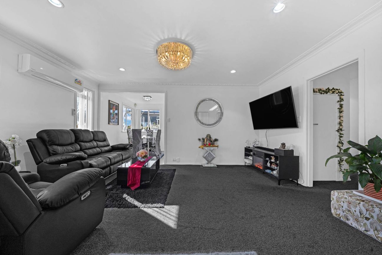 Secure Family Living with Modern Comfort - Widok 6