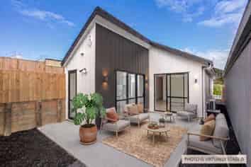 39 Morus Road, Massey