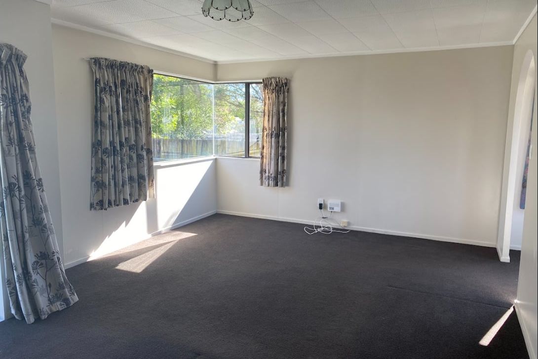 AVAILABLE NOW - Tidy Family Home in a central Papamoa Location – pohled 2