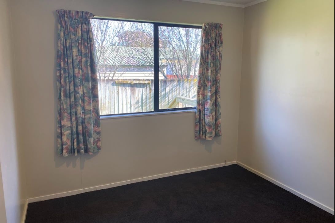 AVAILABLE NOW - Tidy Family Home in a central Papamoa Location – pohled 3