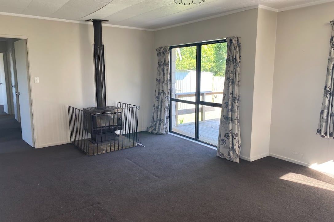 AVAILABLE NOW - Tidy Family Home in a central Papamoa Location - Widok 2