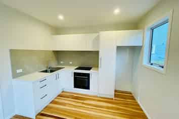 9 Alexander Road, Algies Bay