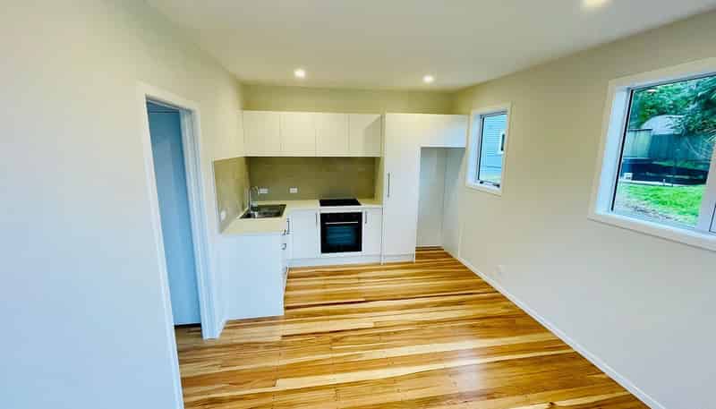 9 Alexander Road, Algies Bay