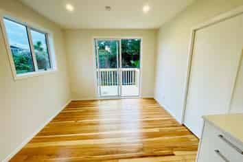 9 Alexander Road, Algies Bay