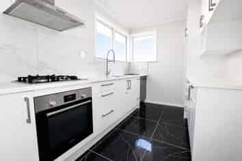  35 Riverpark Crescent, Henderson
