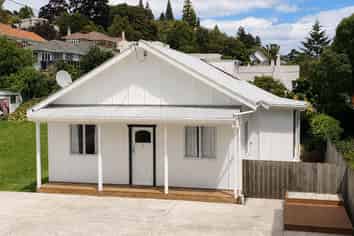 32 Chambers St, North Dunedin