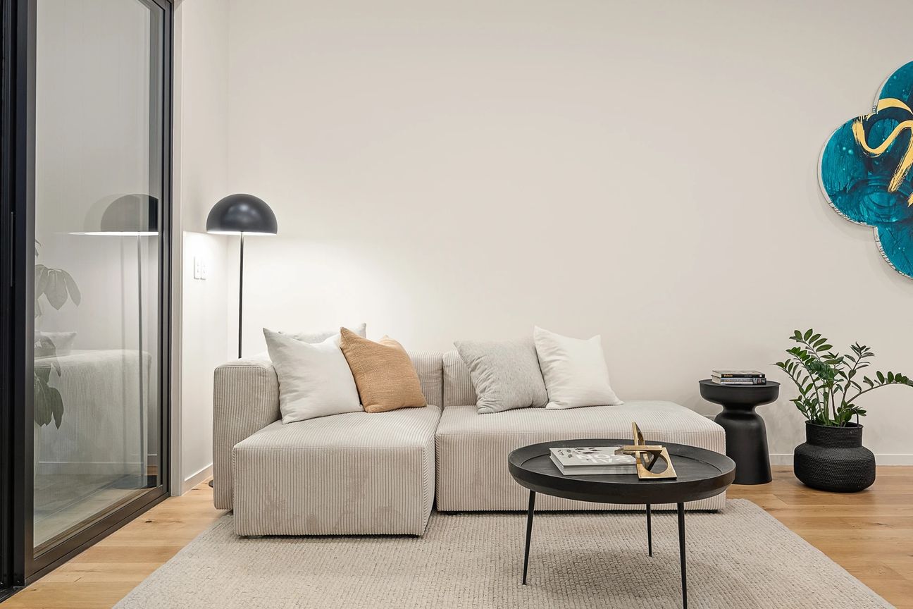 FREEHOLD TITLE, EXCELLENT BUYING, BRAND NEW – další