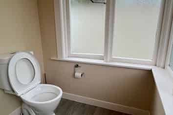 Room 3/ 51 Royal Terrace, Dunedin Central