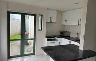 114 Third View Avenue, Beachlands