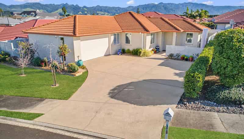 14 Muirfield Crescent, Aongatete
