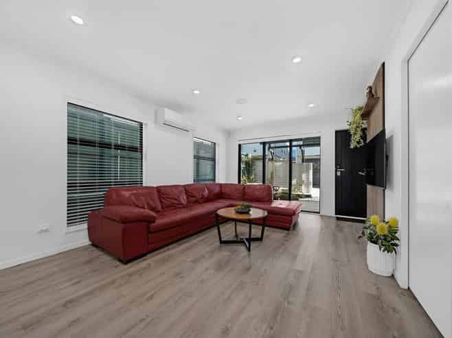 27D Littlejohn Street, Hillsborough