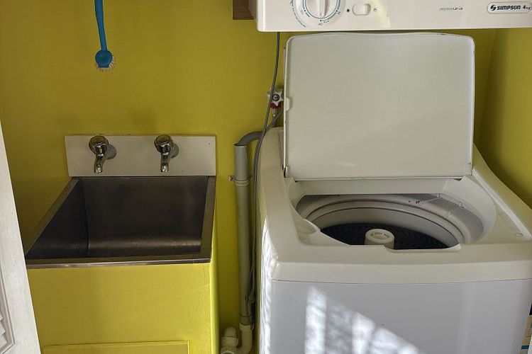 Quiet Family Home on nice Flat Section - Widok 5