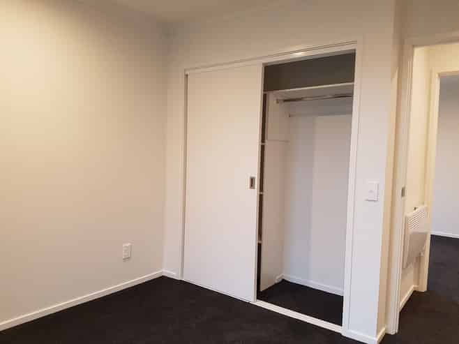 28 Mary Carpenter Avenue, Hei Hei