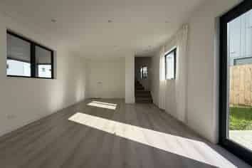 76 Tiri Tiri Road, Birkdale