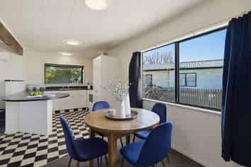 1100A Cunningham Crescent, Mayfair
