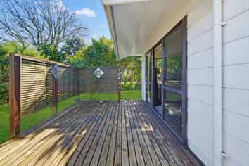 1100A Cunningham Crescent, Mayfair