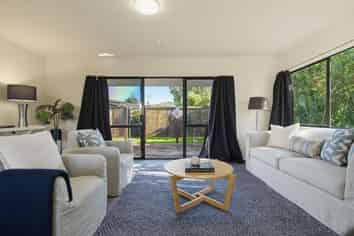 1100A Cunningham Crescent, Mayfair