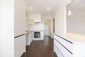 C/3  Laburnum Road, New Windsor