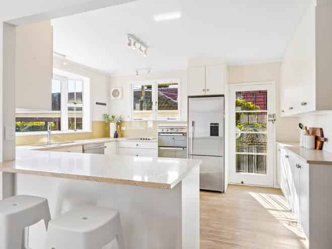2A Canterbury Place, Parnell