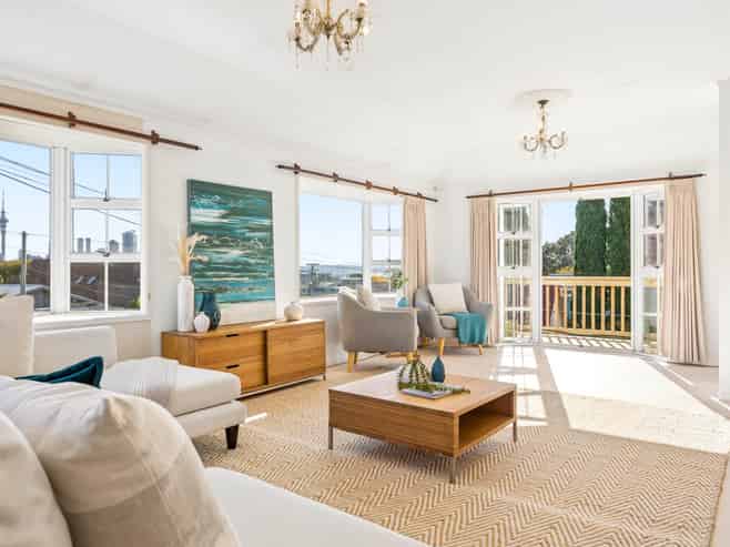 2A Canterbury Place, Parnell