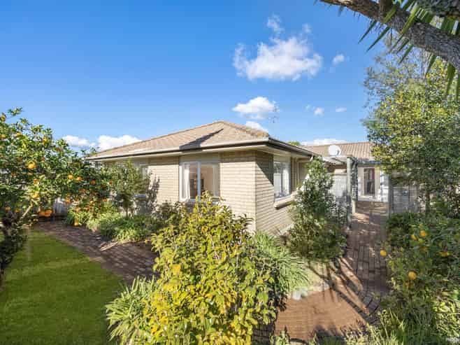 57 Cantora Avenue, Northpark