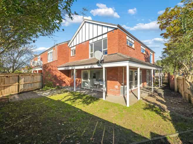 1/23  Charlenne Close, Ranui