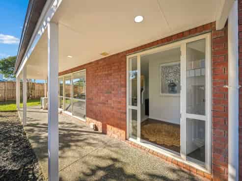 1/23  Charlenne Close, Ranui