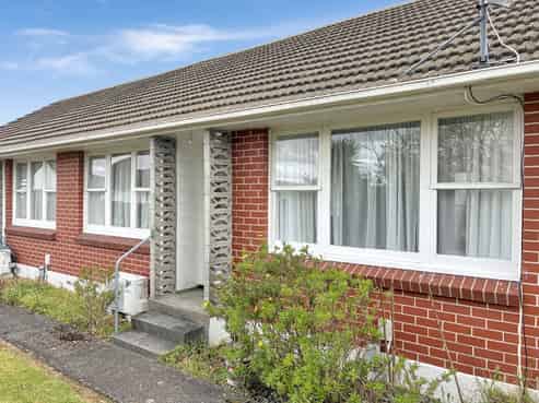 2/4 Gower Street , Trentham